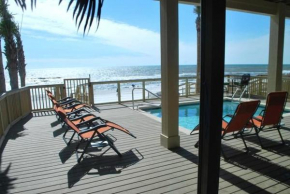 The Lighthouse 6 Bd Home with Beachfront Pool and Hot Tub